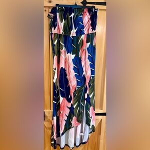 VENUS Vibrant Size L Tropical Leaf Print Maxi sundress